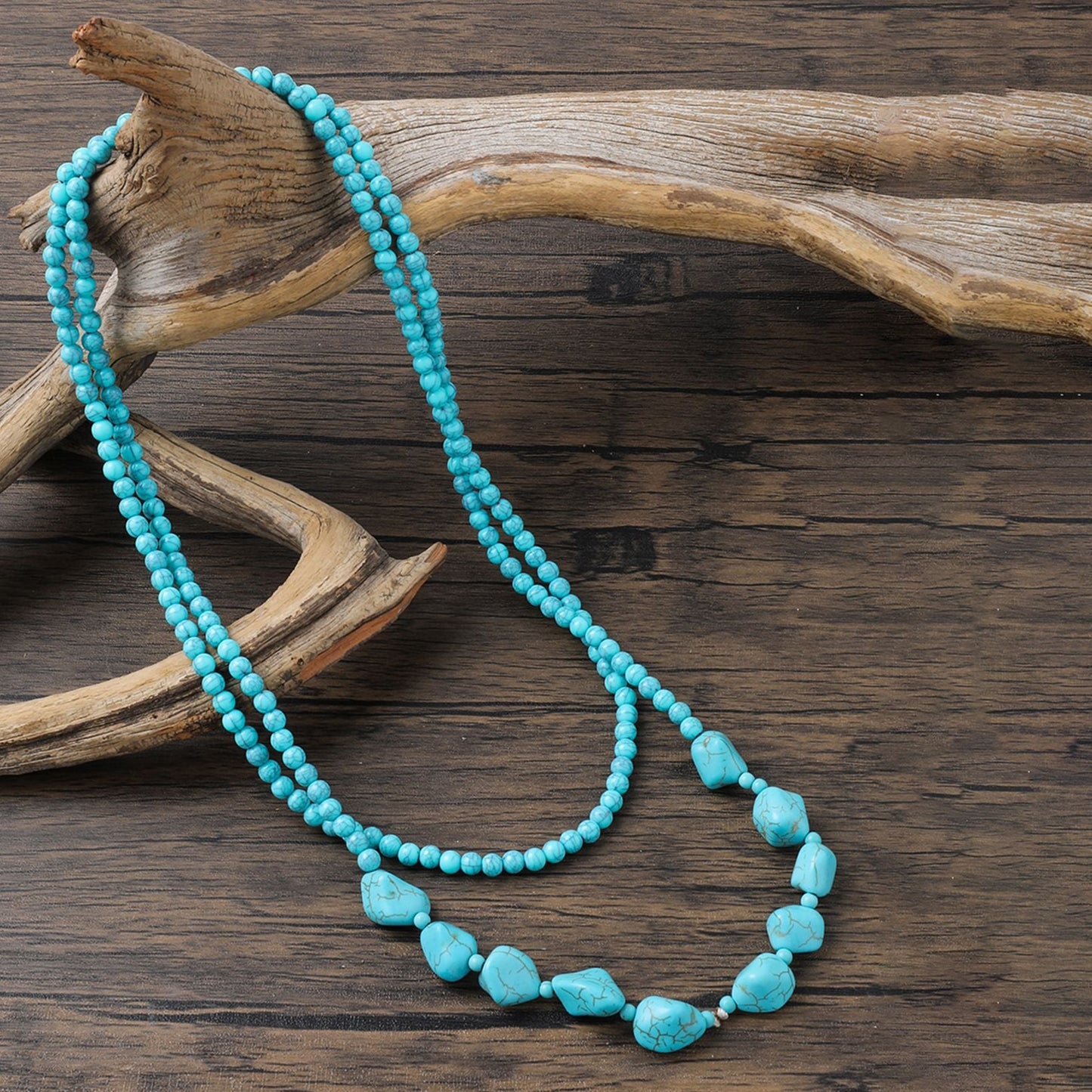 Halskette mit blauer Teardrop-Türkisperlen