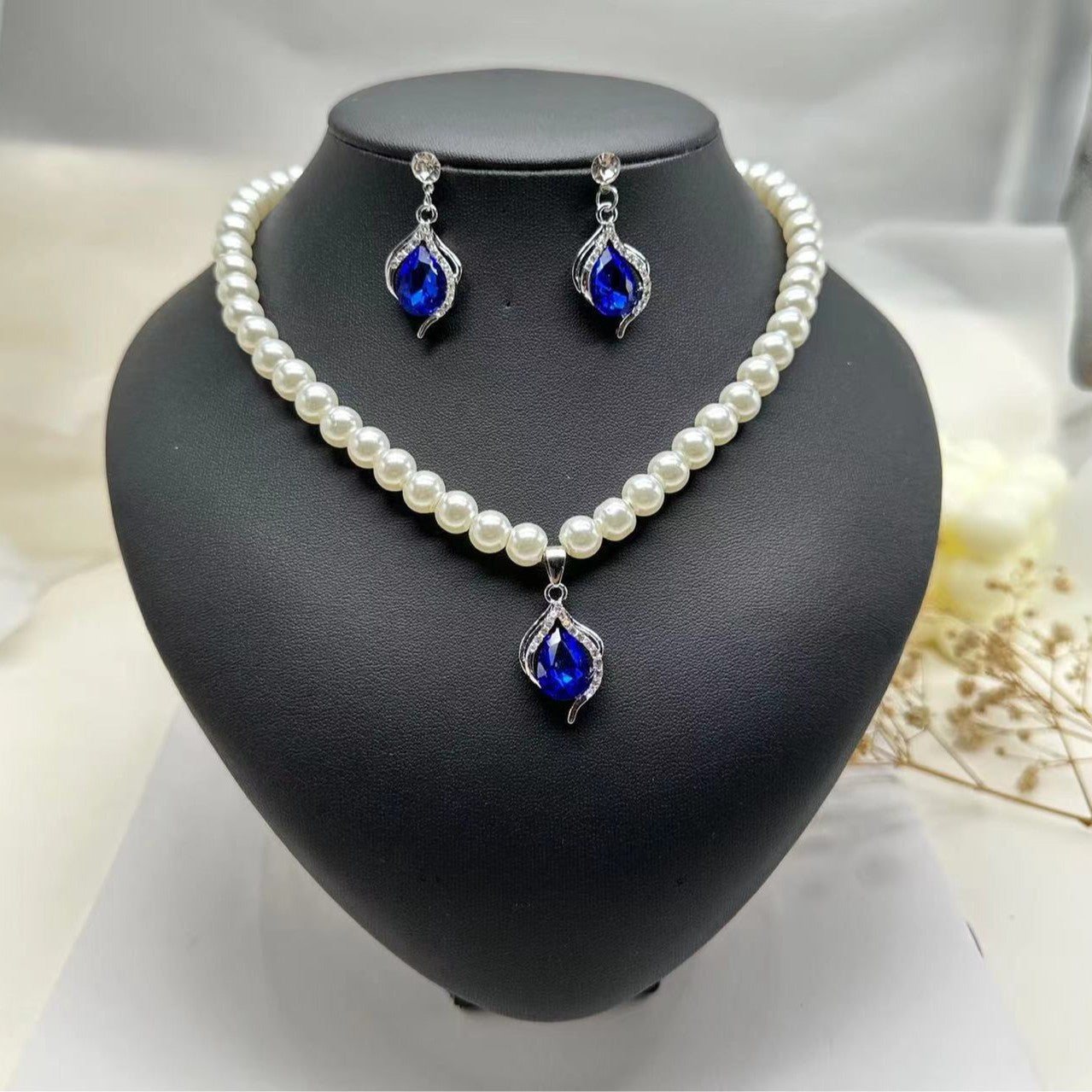 Blauer Strass-Anhänger Perlenkette Schmuckset