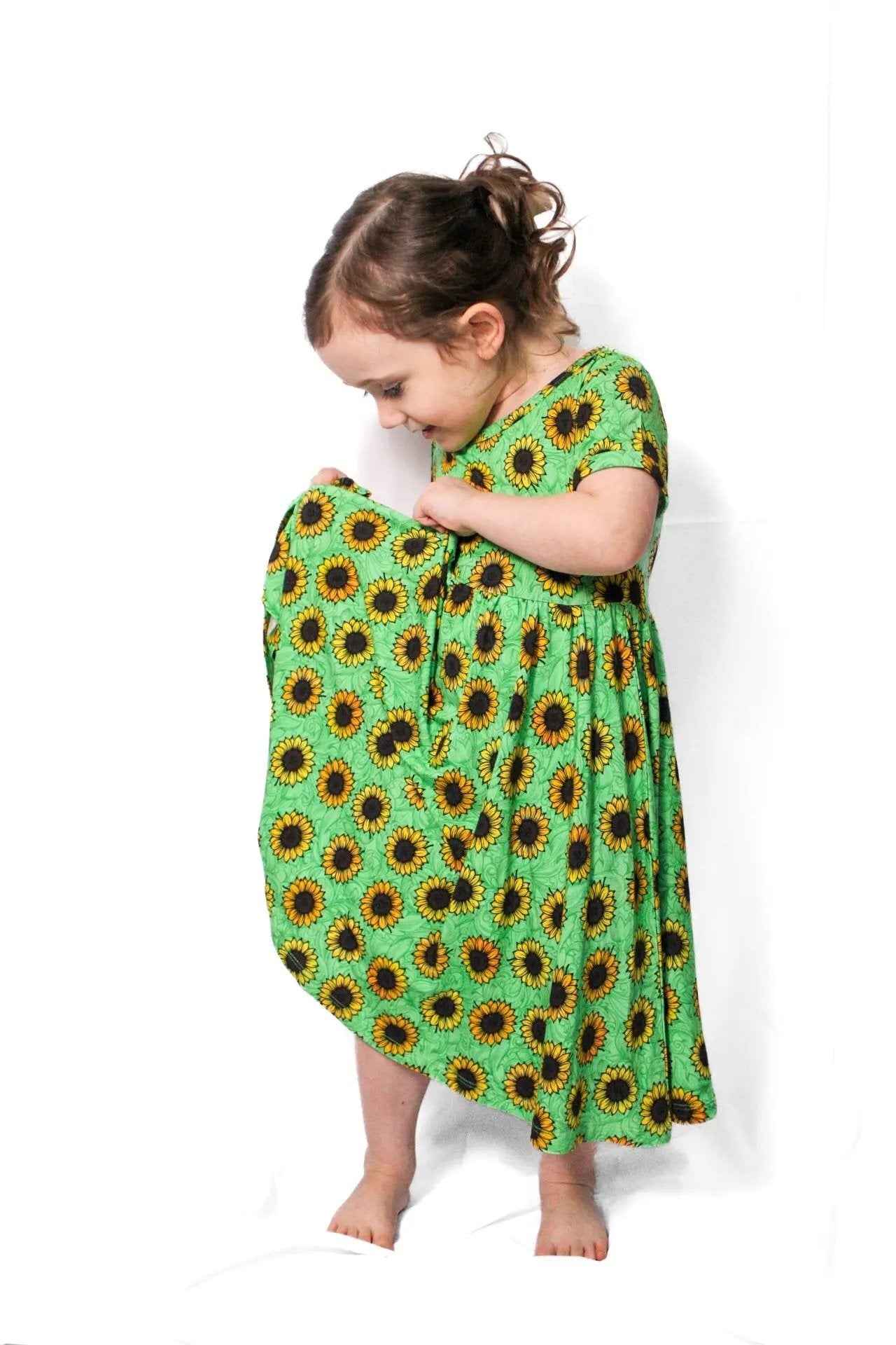 Kurzarmkleid & Shorts-Set