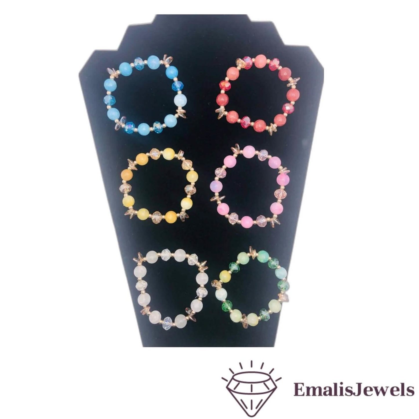 Wunderschöne handgemachte Armbänder aus Stein- und Glasperlen