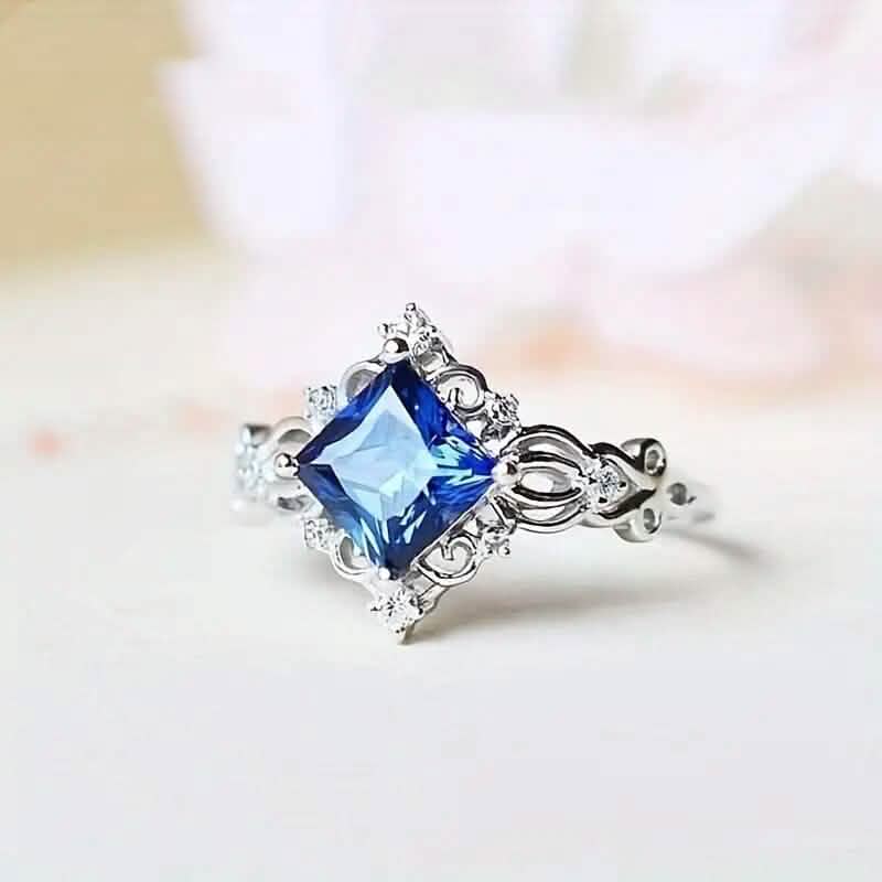 Ring mit blauen Perlen