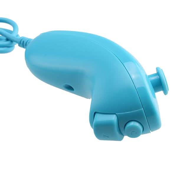 Integrierte Motion-Plus-Fernbedienung und Nunchuk-Controller für Wii