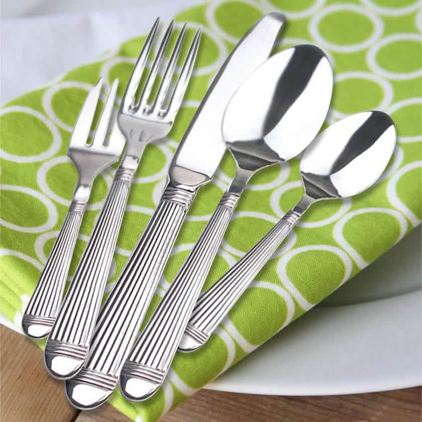 12 Gedecke 72-teilig: Guy Degrenne Besteck-Set