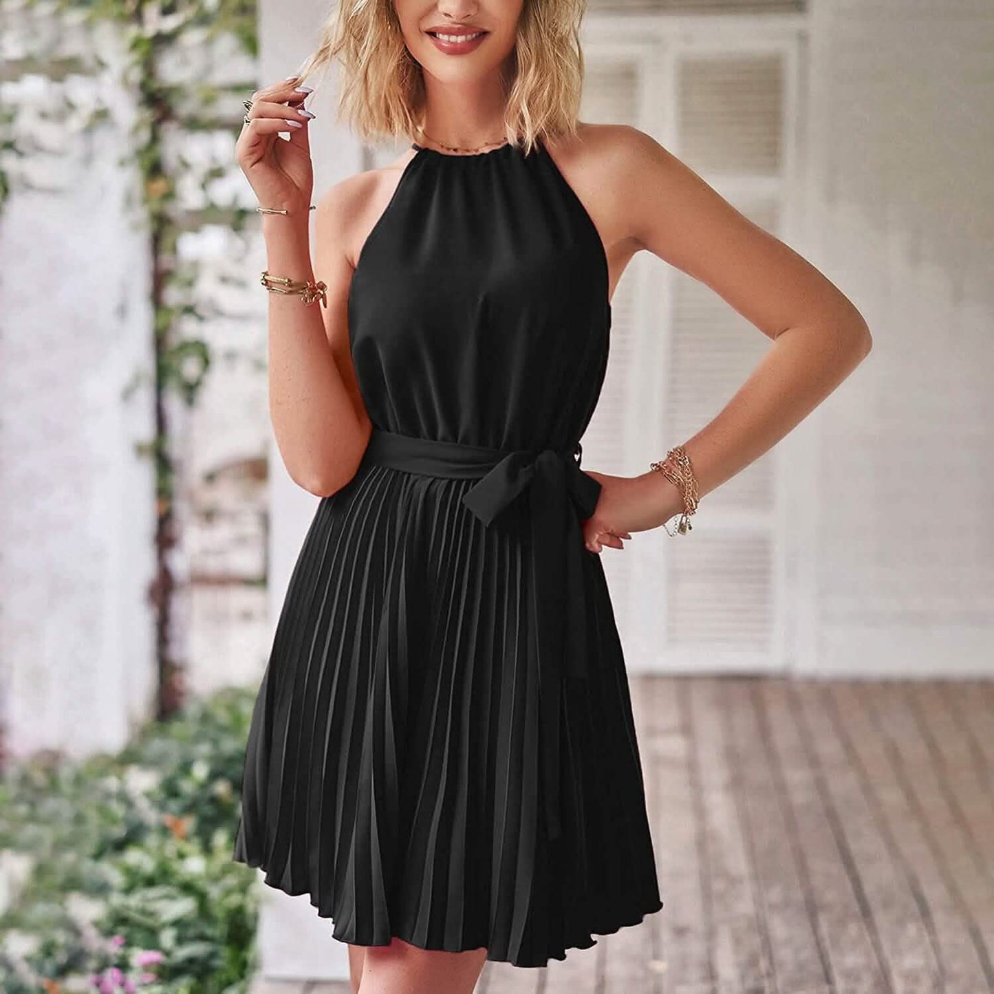 Freizeit-Neckholder-A-Linien-Kleid Ärmellos Gürtel Swing Falten Cocktail Party Strand Mini Kleider