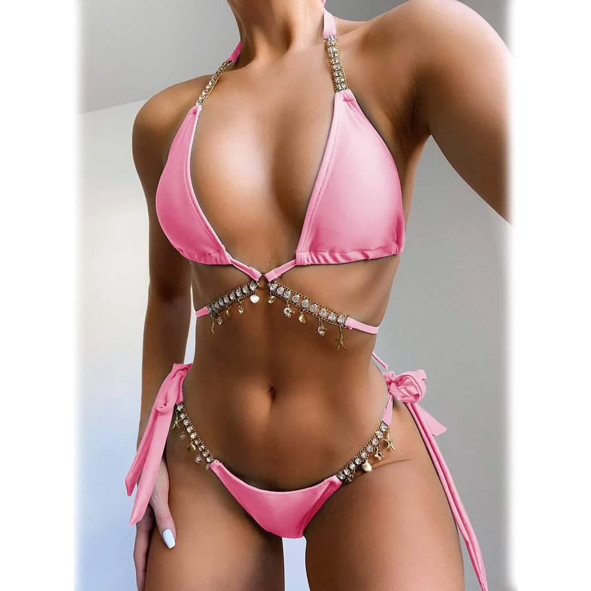 Kettenverzierter Triangel-Bikini mit seitlicher Schnürung