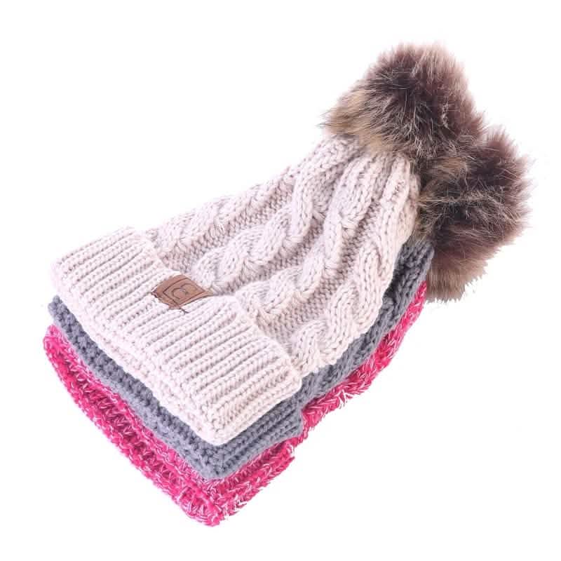 Schicke Pompon-Mützen für Mama und Kind