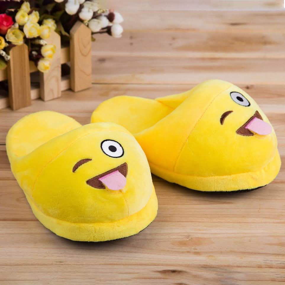 Süße und lustige Emoji Plüschhausschuhe