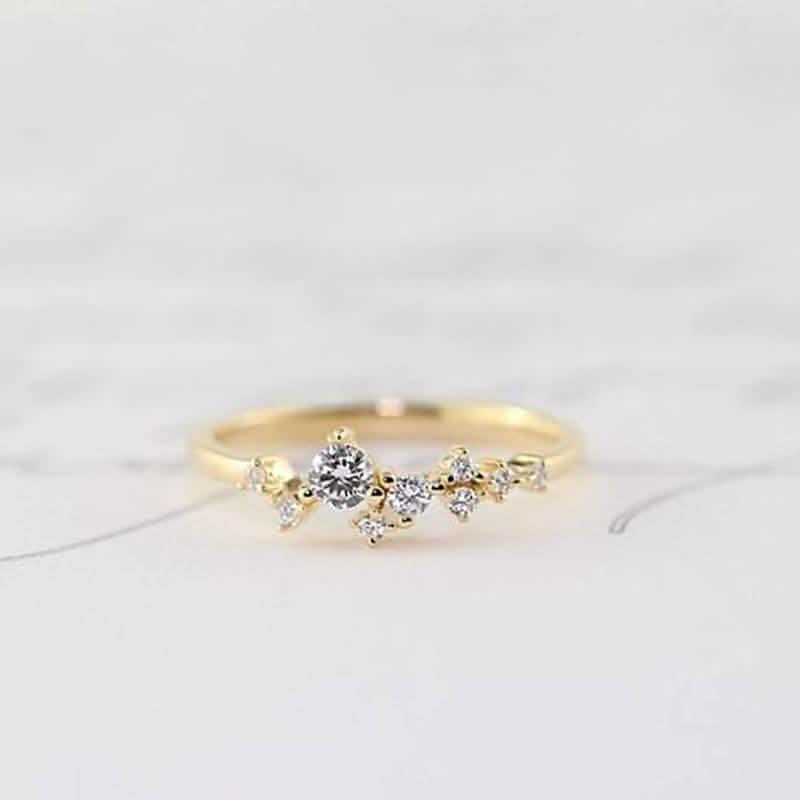 Zarter Cz Stapelring aus 18 Karat Gold