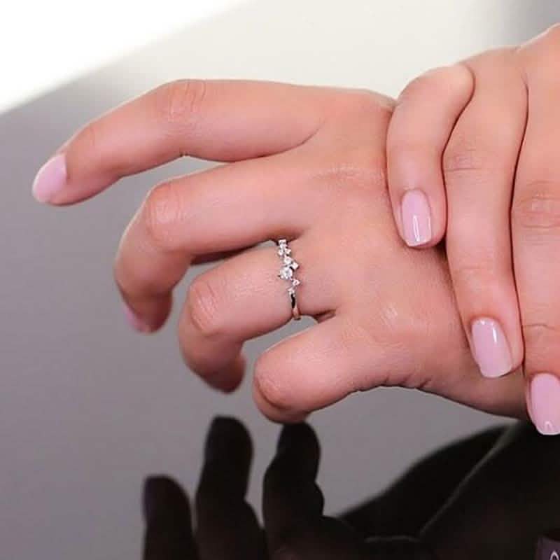 Zarter Cz Stapelring aus 18 Karat Gold