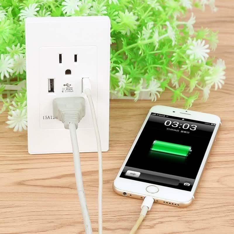 Dual-Stecker-Steckdosenadapter mit 2 USB-Anschlüssen und Schalter
