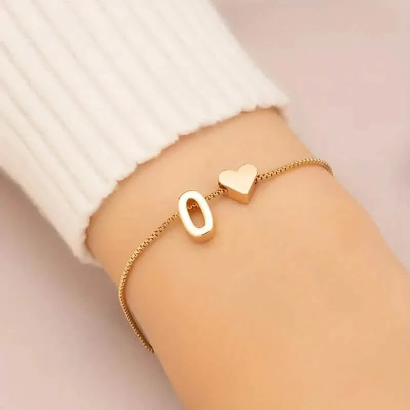 Elegantes Liebesherz-Charm-Armband - Zartes minimalistisches Gliederarmband