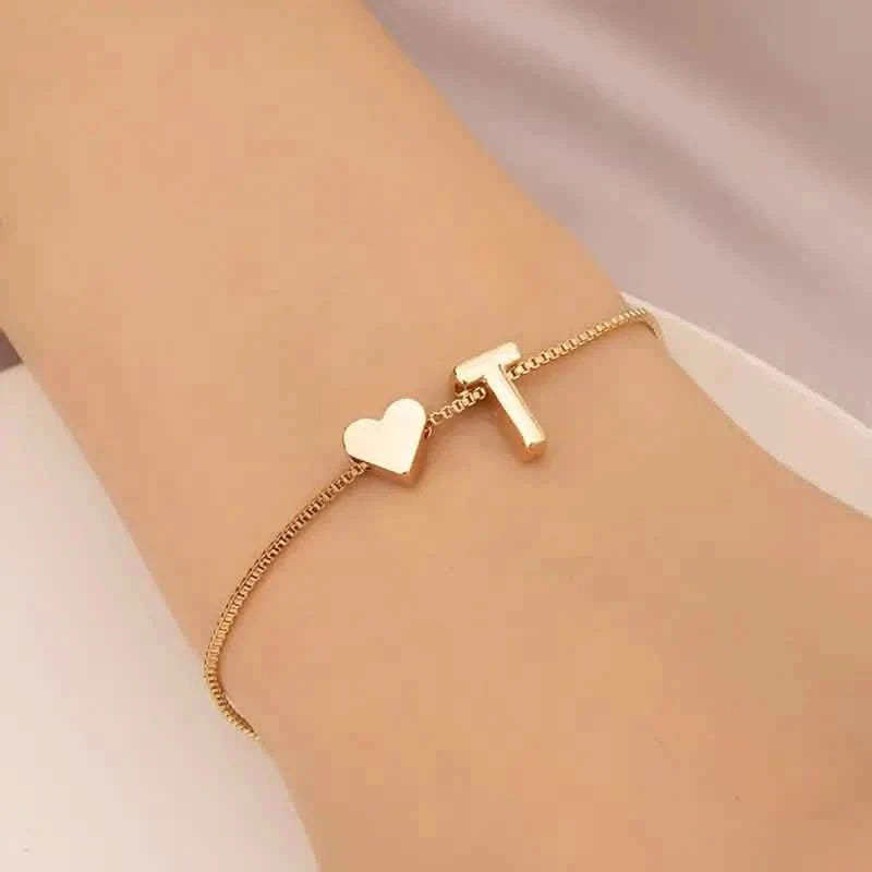 Elegantes Liebesherz-Charm-Armband - Zartes minimalistisches Gliederarmband