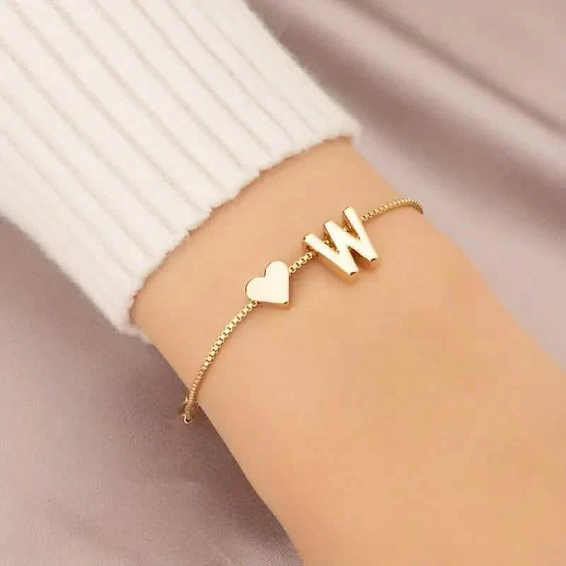 Elegantes Liebesherz-Charm-Armband - Zartes minimalistisches Gliederarmband