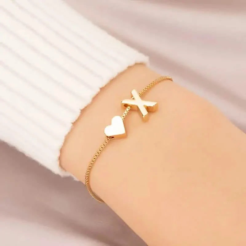 Elegantes Liebesherz-Charm-Armband - Zartes minimalistisches Gliederarmband
