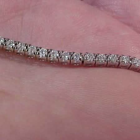 Gebrauchtes Tennisarmband, 2,10 Karat Naturdiamanten, 14K Weißgold, 17,78 cm