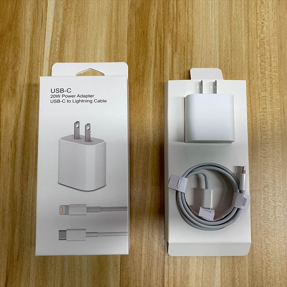 Schnelles USB-C auf Lightning Kabel und 20W Netzteil
