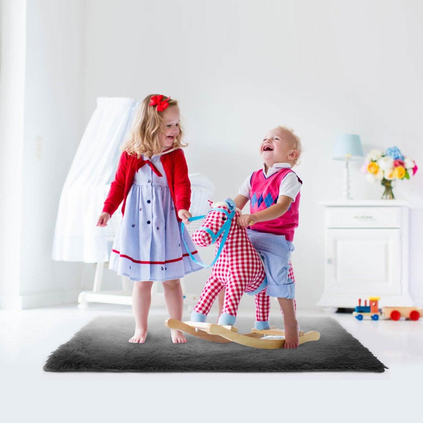 Flauschiger Schlafzimmer-Antirutsch-Teppich