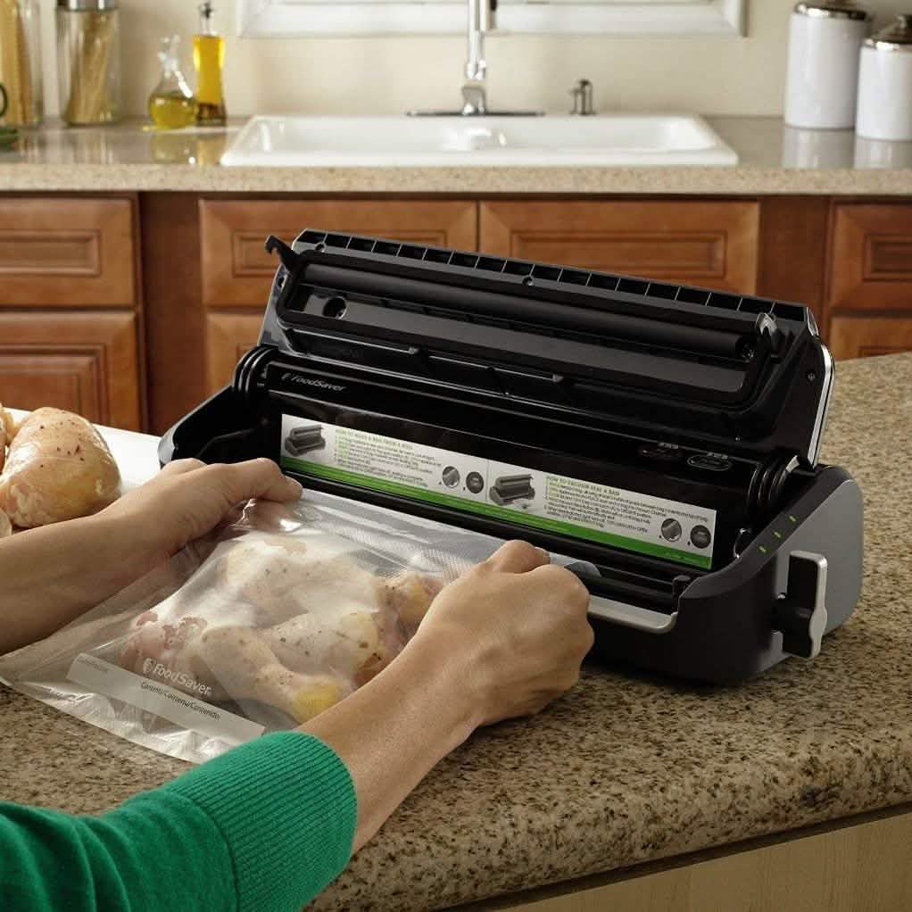 FoodSaver Vakuumiergerät-System mit Starterbeuteln & -rollen