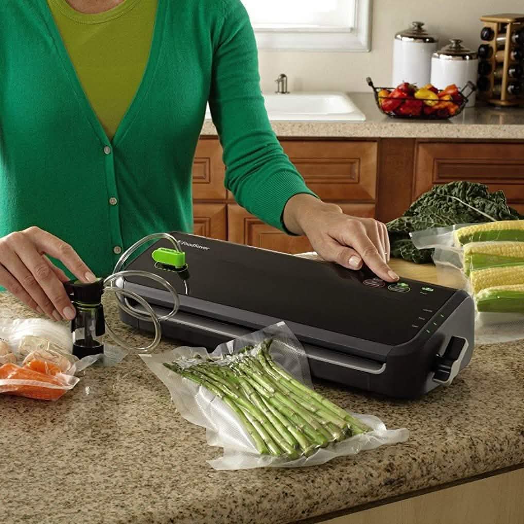 FoodSaver Vakuumiergerät-System mit Starterbeuteln & -rollen