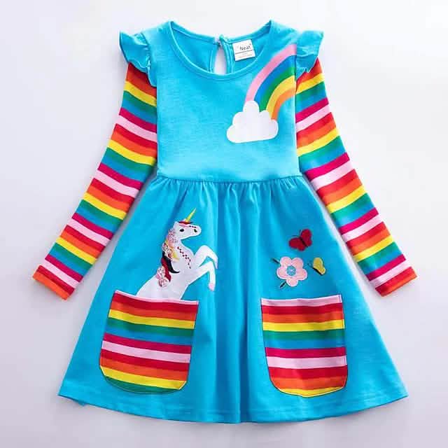 Mädchen Einhorn Regenbogen Blumenkleid