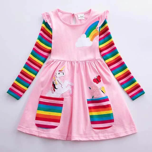 Mädchen Einhorn Regenbogen Blumenkleid
