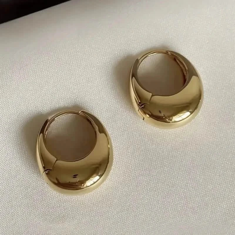 Glänzende klobige Creolen Kupfer Schmuck Vintage Eleganter Stil Weibliche Geometrische Ohrringe