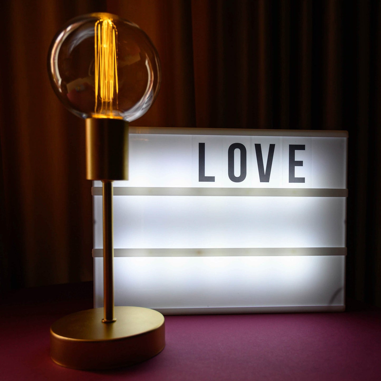 Hearth & Haven LED-Nachrichtenleuchtkasten aus Holz
