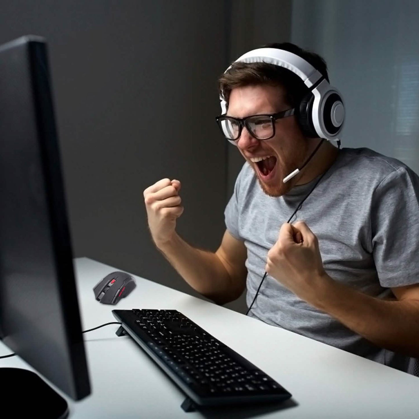 iMountek 2.4G Kabellose Gaming Maus