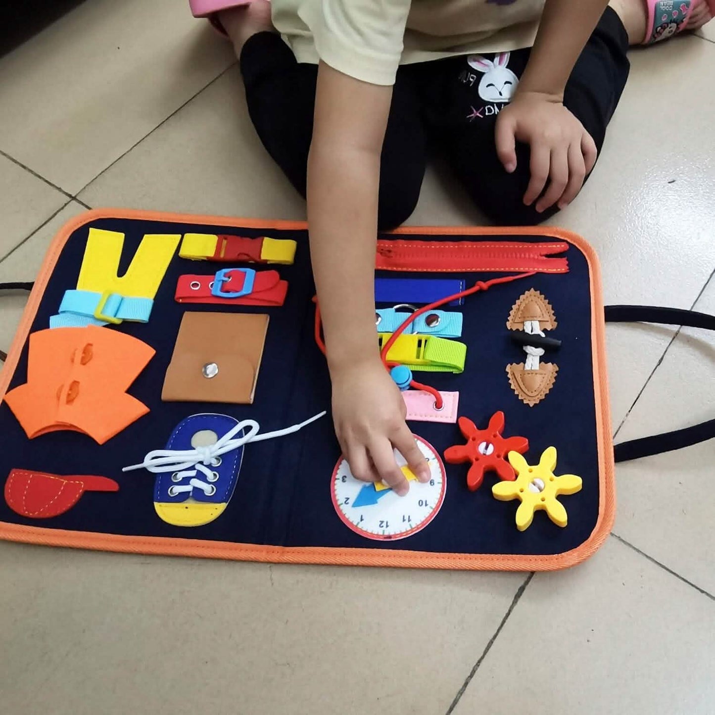 Beschäftigungsbrett für Kinder Sensorisches Aktivitätsbrett Lernspielzeug für Vorschulkinder