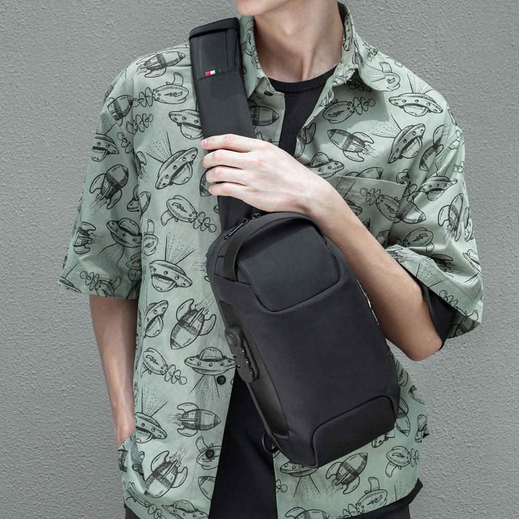 KPYWZER Diebstahlsicherer Sling-Rucksack mit USB-Ladeanschluss