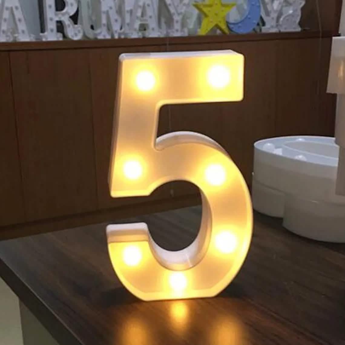 LED-Alphabet-Leuchte