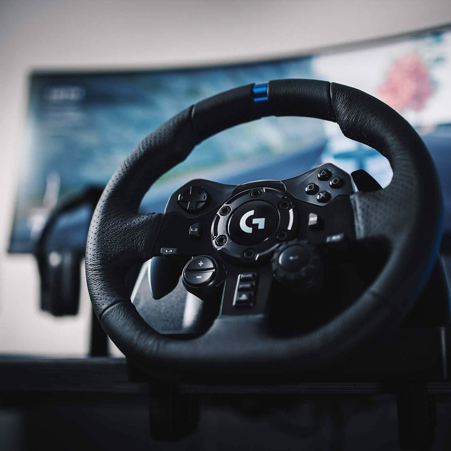 Logitech G923 Lenkrad und Pedale (Generalüberholt)