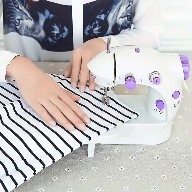 Mini-Nähmaschine für den Hausgebrauch