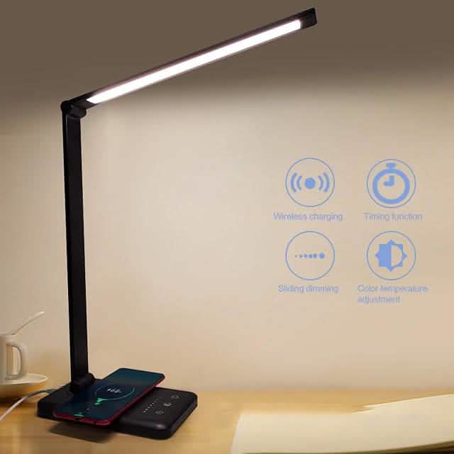 Schreibtischlampe mit kabelloser Handy-Ladefunktion