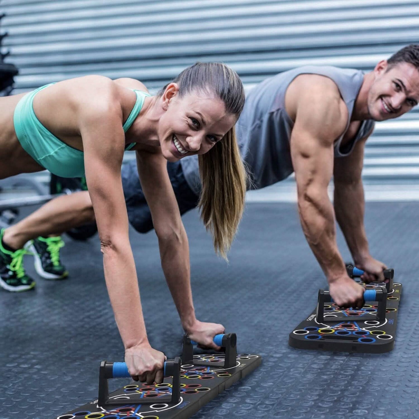 Multifunktionales Liegestützbrett Heim Krafttraining-Equipment mit 15 Fitness-Zubehörteilen