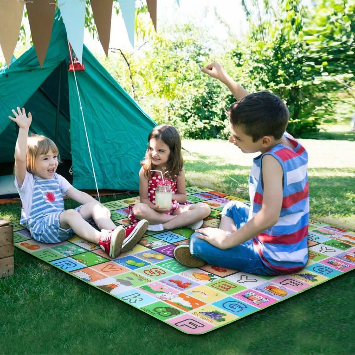Rutschfeste, beidseitig faltbare Spielmatte für Kinder aus weichem Schaumstoff