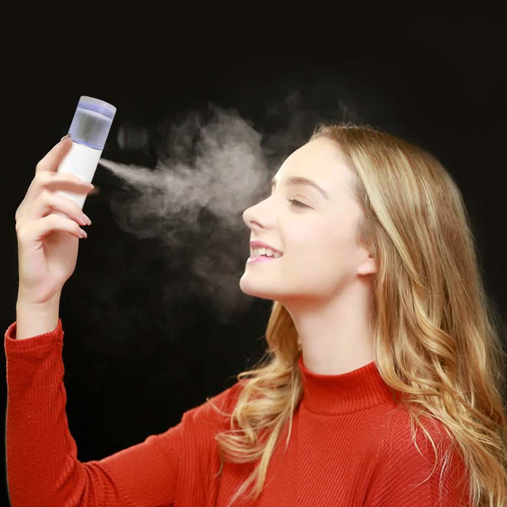 Tragbarer und wiederaufladbarer Gesichtsbedampfer