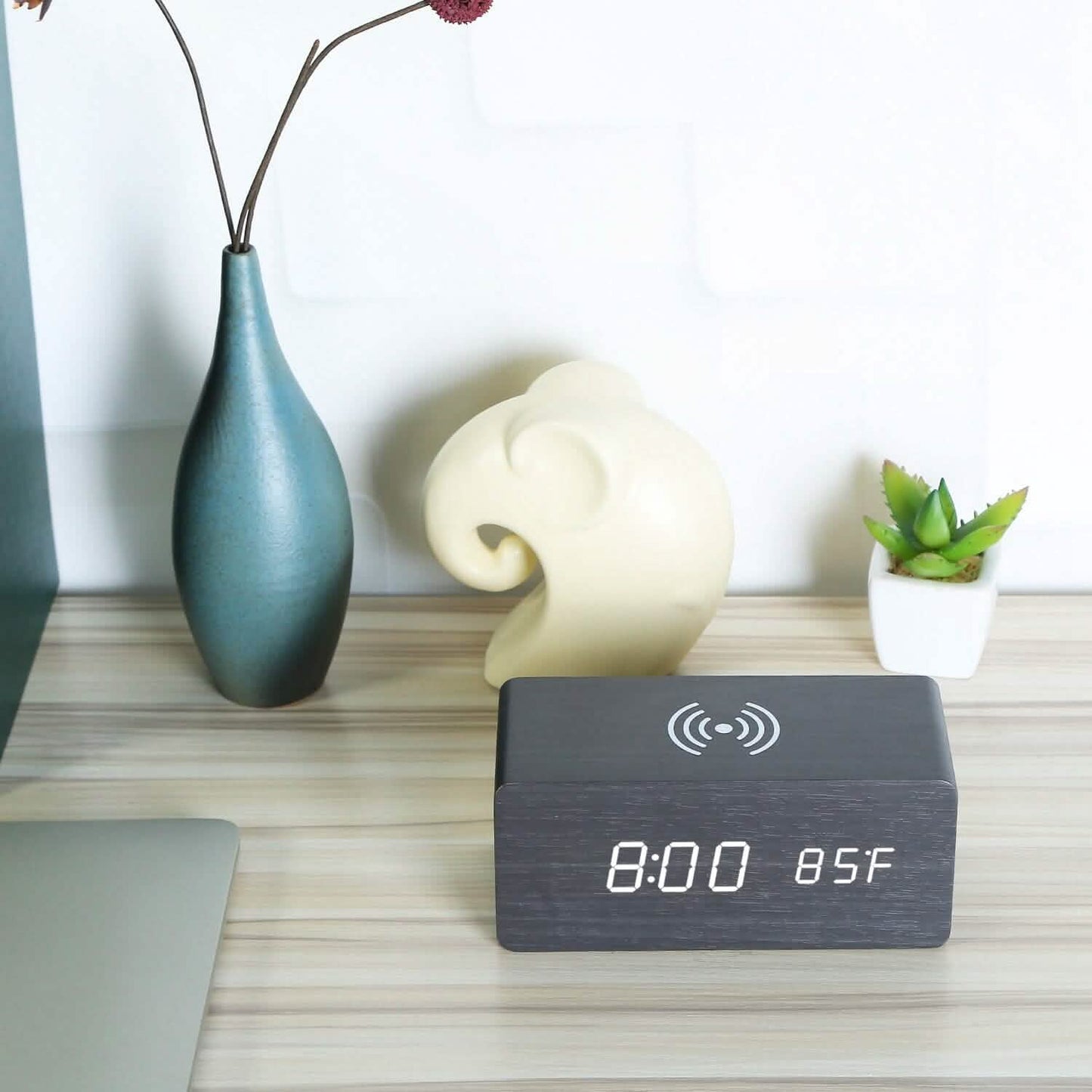 Qi Wireless Ladegerät Digitalwecker