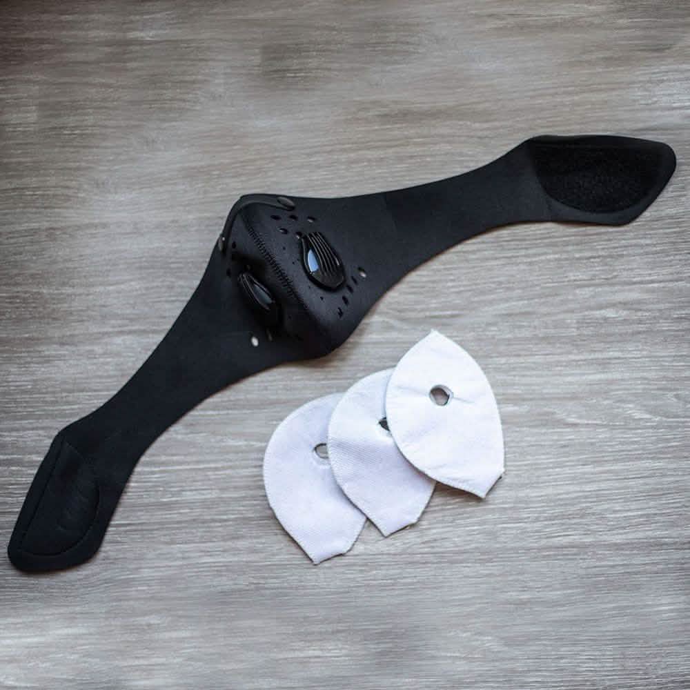 Wiederverwendbare Gesichtsmaske mit 3 Kohlefiltern