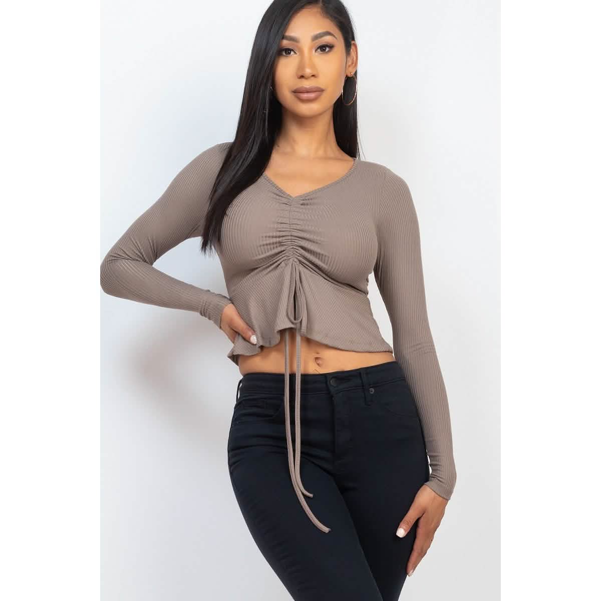 Geripptes Langarm-Peplum-Top mit Kordelzug vorne