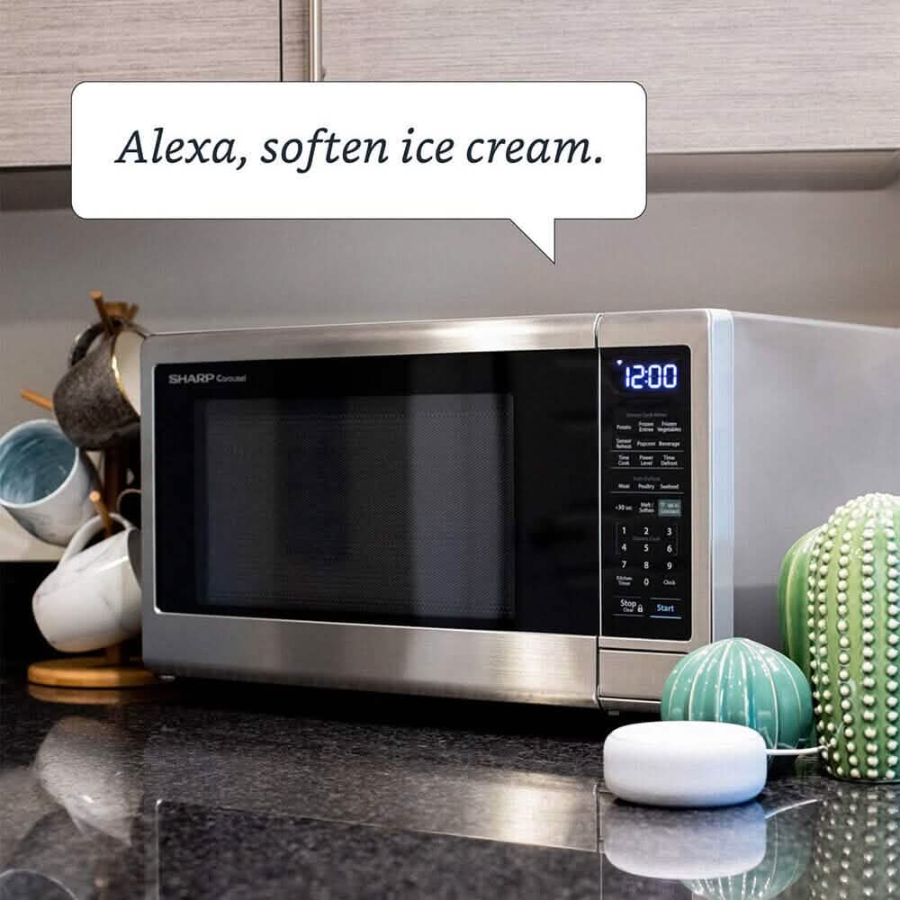 Sharp 1,4 Cu. Ft. Arbeitsplatten-Mikrowelle mit Alexa-fähiger Steuerung