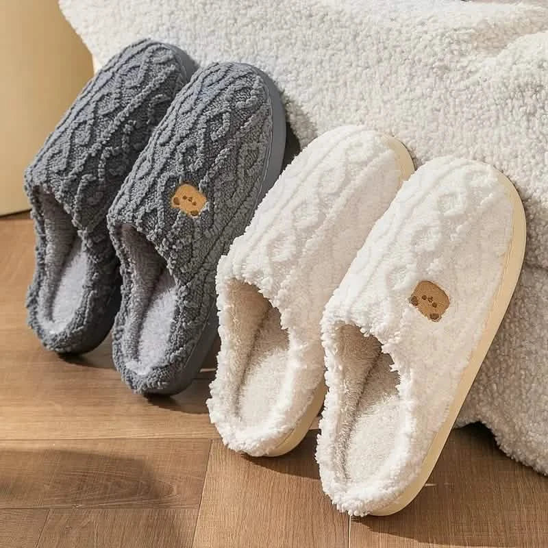 Slipper mit weicher Sohle, flach, rutschfest, warm