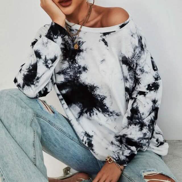 Tie-Dye Oversized Sweatshirt