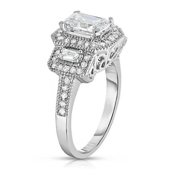 Dreistein-Ring mit smaragdgeschliffenem Zirkonia in 18 Karat Weißgold – Größe: 9