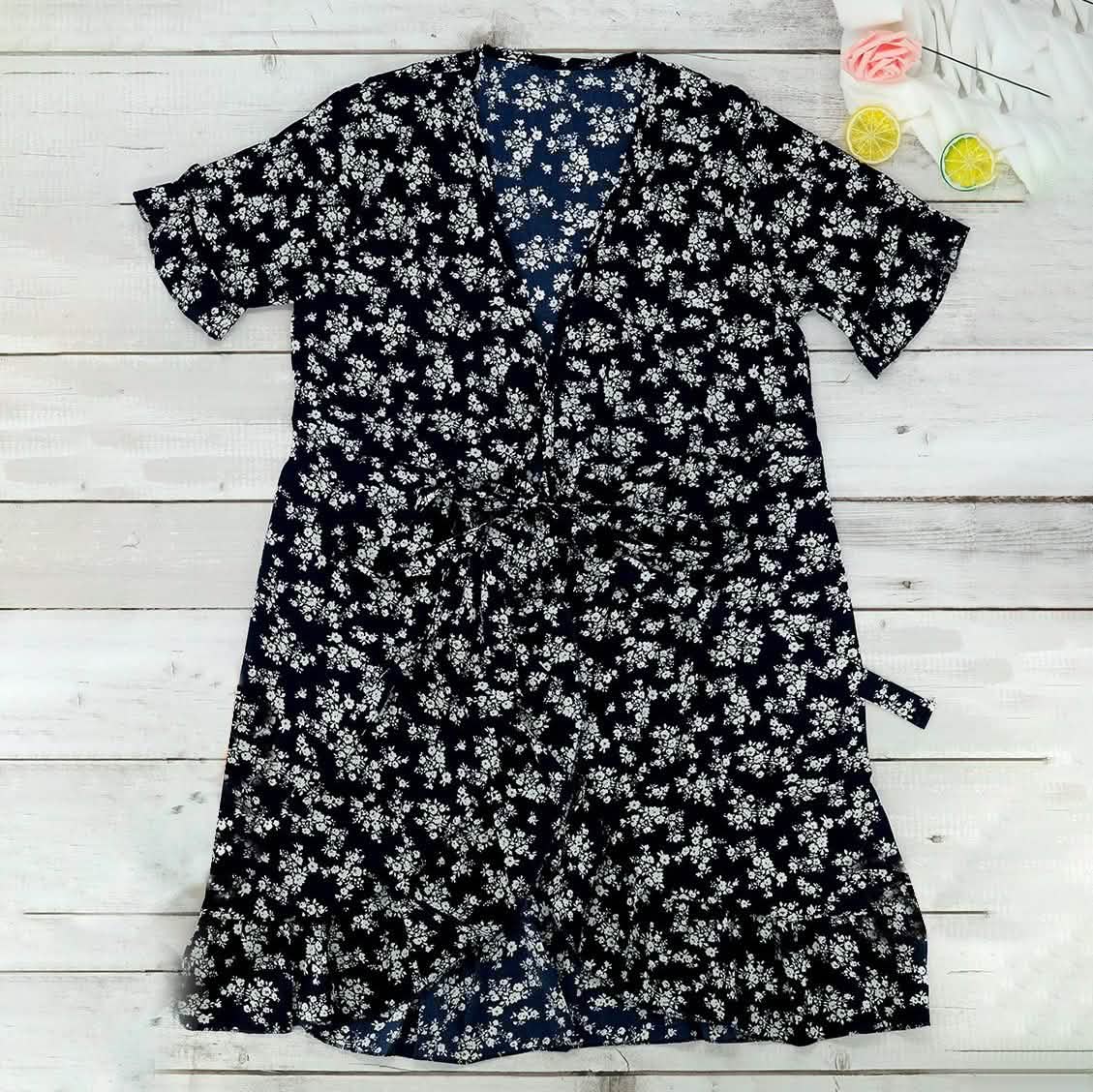 Damenwickelkleid