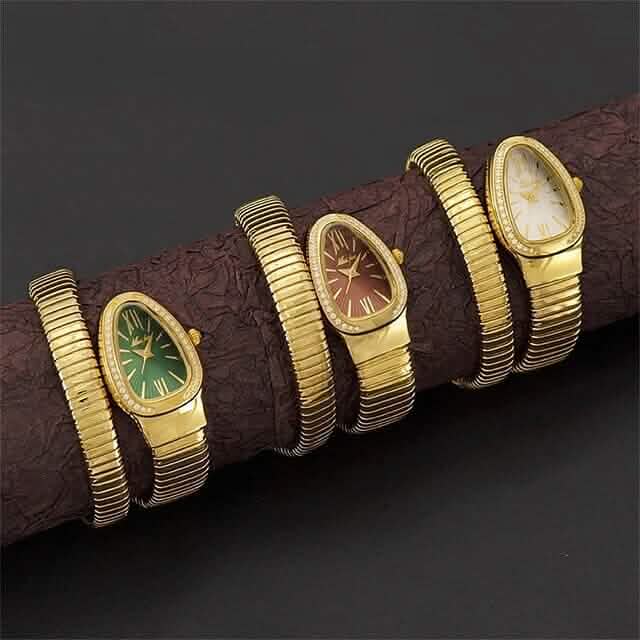 Luxuriöse Damenarmbanduhr in Schlangenform