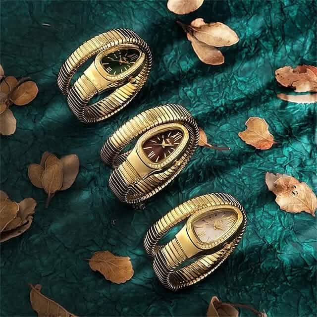 Luxuriöse Damenarmbanduhr in Schlangenform