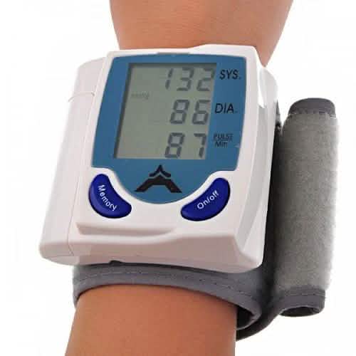 Blutdruckmessgerät als Armbanduhr
